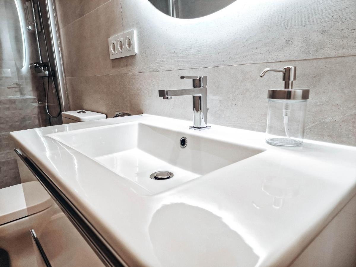 Apartamento Tiendas 8 Almería Exterior foto